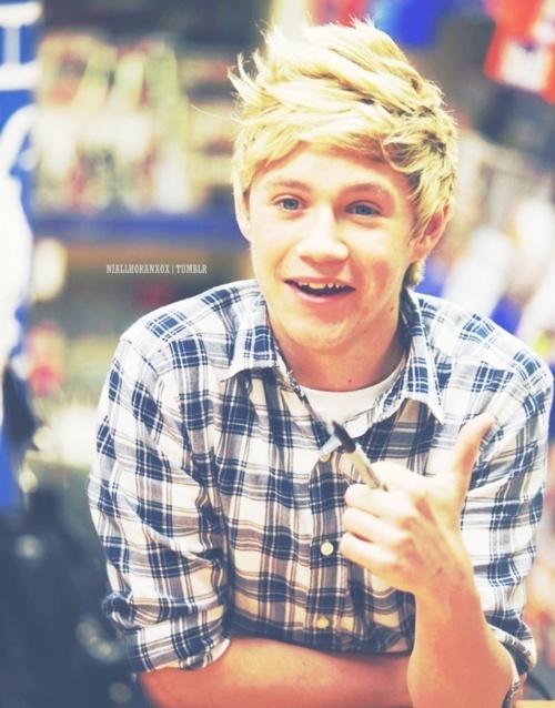 niall-horan-wallpaper