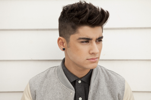 83c3fa9f1972cfbdcdc6a301922e4a82c784f2ee-Zayn-Malik-one-direction-29907694-500-334